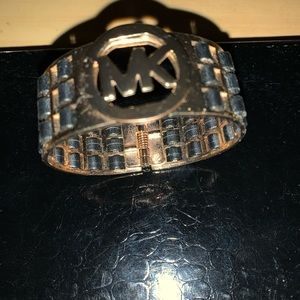 MK bracelet. Authenticity is reflected in price!